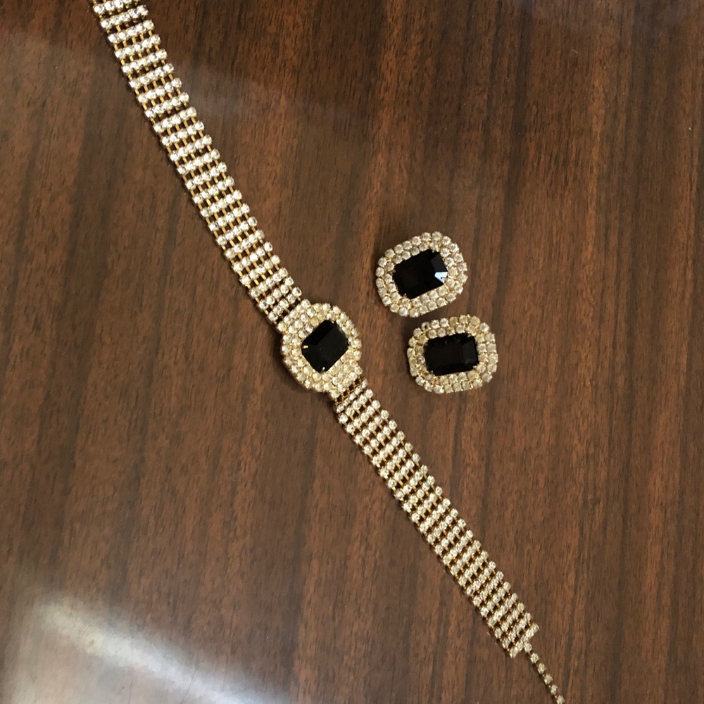 Vintage jewelry set pinup style choker & clip ons